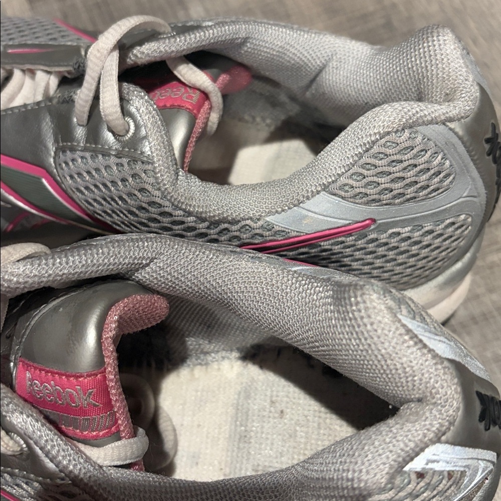 Women’s Silver and Pink Reebok Runtone, no insole included. - Picture 8 of 8